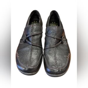 Clark’s Slip On Leather Shoe EUC Wave Walk Black Size 7 1/2 M